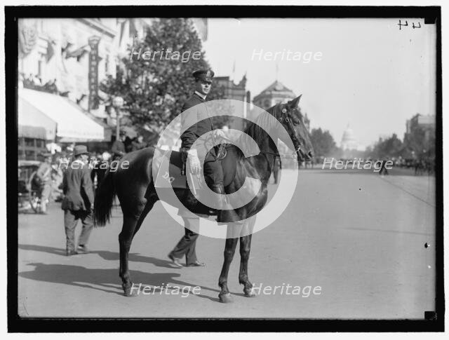 Parade On Pennsylvania Ave, between 1910 and 1921. Creator: Harris & Ewing.