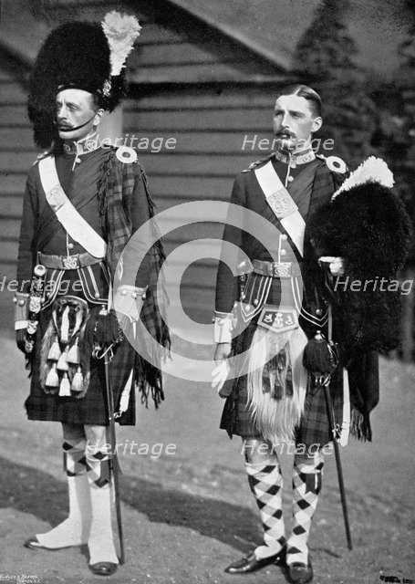 A captain and subaltern of the 93rd Highlanders, 1896. Artist: Gregory & Co