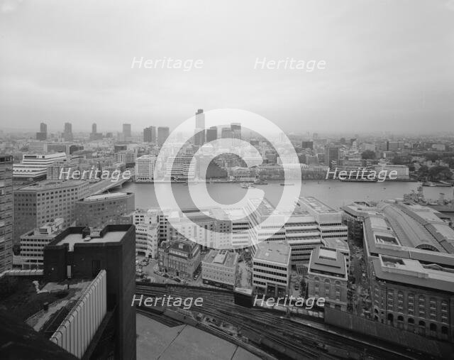 London Bridge City, Southwark, Greater London Authority, 05/11/1986. Creator: John Laing plc.