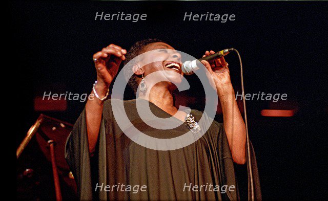 Elaine Delmar, Underground Theatre,  Eastbourne, 2005.   Artist: Brian O'Connor.