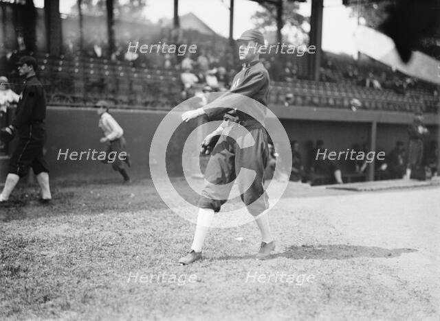 Doc White, Chicago Al (Baseball), 1913. Creator: Harris & Ewing.