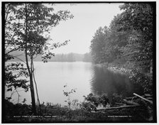 Howell's Lakes, N.J., middle lake, between 1890 and 1901. Creator: Unknown.