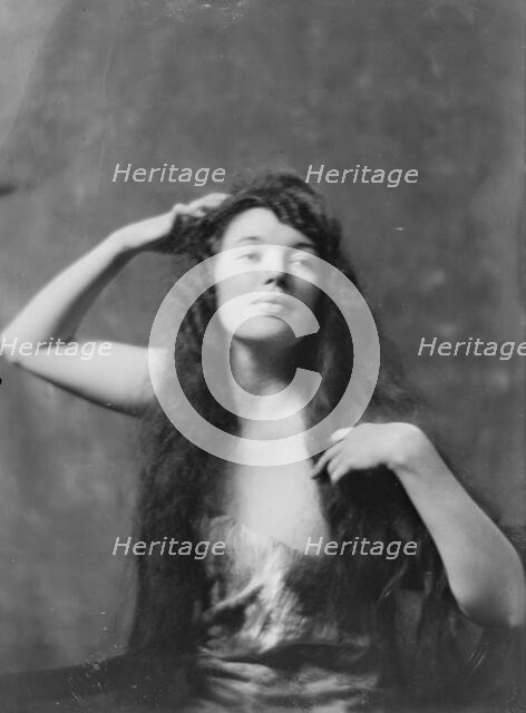 Mrs. Betty Phelps, portrait photograph, 1919 July 21. Creator: Arnold Genthe.