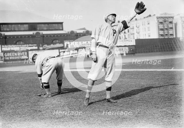 Dode Paskert, Philadelphia, NL (baseball), c1911. Creator: Bain News Service.