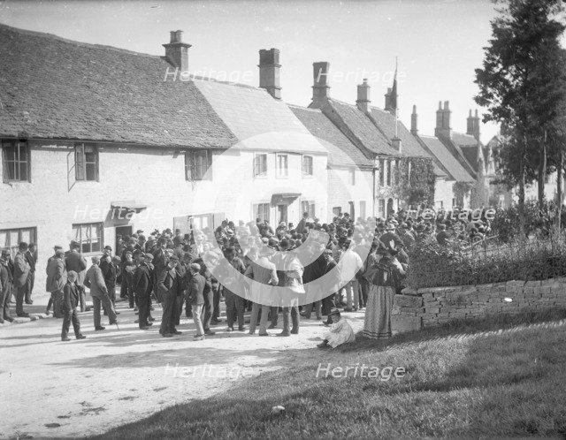 The Lamb Hotel, Burford, Oxfordshire, 1895. Artist: Henry Taunt