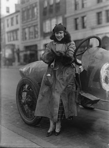Women Auto Racers - Miss Elinor [sic] Blevins, 1915. Creator: Unknown.