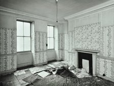 83 Stoke Newington Church Street, London: ground floor front room, 1971. Creator: Unknown.