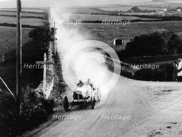 Talbot Darracq in action, Isle of Man TT race, 1922. Artist: Unknown