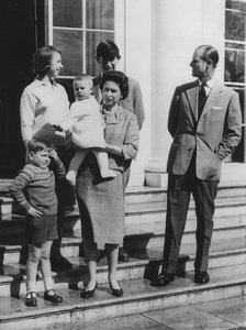 39th Birthday picture of the Queen and her family, Frogmore House, Windsor, 1965.  Creator: Unknown.