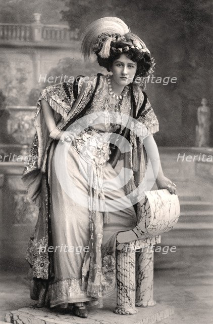 Elizabeth Firth, actress, 1908.Artist: Foulsham and Banfield