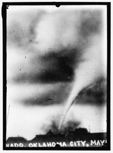 Tornado, Oklahoma City, May, between 1913 and 1917. Creator: Harris & Ewing.
