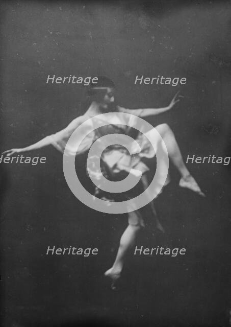 Pavlova, Anna, Madame, 1915 Nov. 8. Creator: Arnold Genthe.