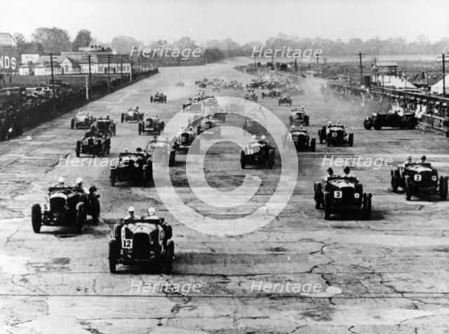 Motor race, Brooklands, Surrey, 1920s. Artist: Unknown