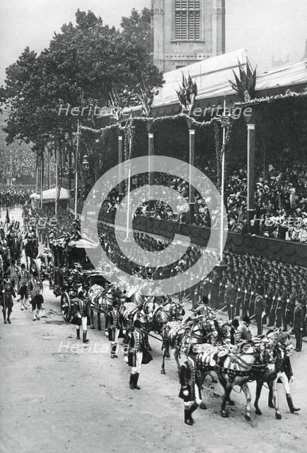 Coronation procession of George V and Queen Mary, near Westminster Abbey, 22 June 1911, (1937). Artist: Unknown