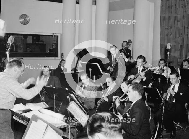 Portrait of Jerry Gray, New York, N.Y.(?), 1938. Creator: William Paul Gottlieb.