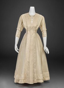 Dress, 1910-1915. Creator: Unknown.