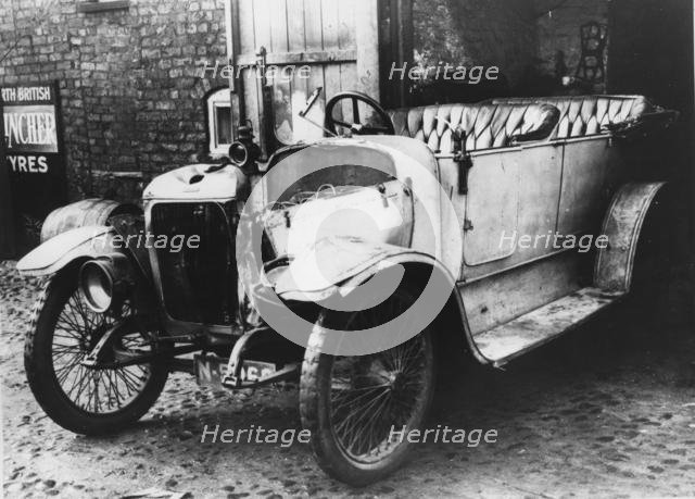 1912 Stoneleigh 12hp with accident damage. Creator: Unknown.