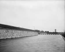 The Moat and main entrance, Fort Monroe, Va., between 1900 and 1910. Creator: Unknown.
