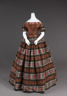 Evening dress, American, 1850-55. Creator: Unknown.