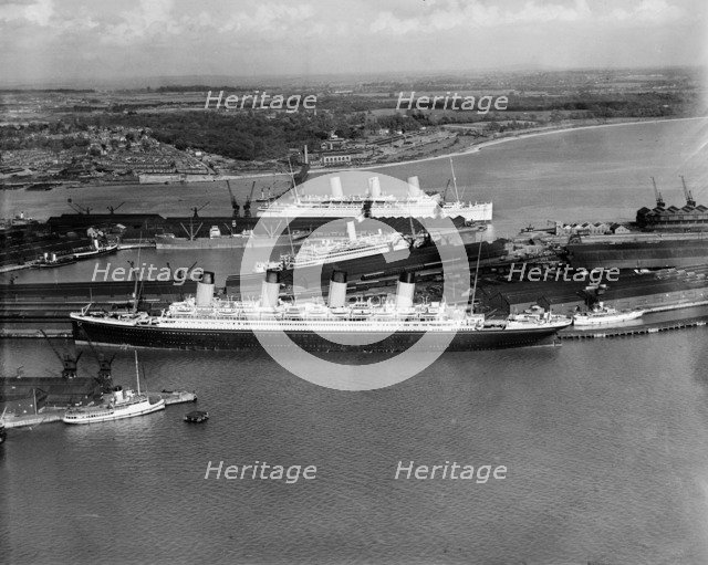 The RMS 'Olympic' in White Star dock 44, Southampton, Hampshire, 1933. Artist: Aerofilms.
