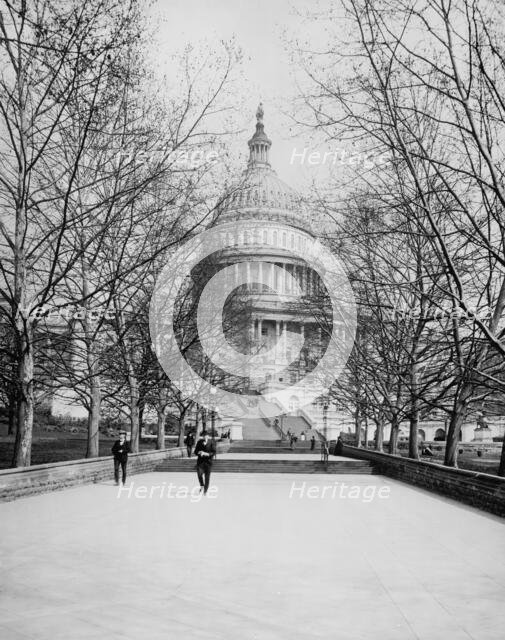 The Capitol, Washington, D.C., c.between 1910 and 1920. Creator: Unknown.