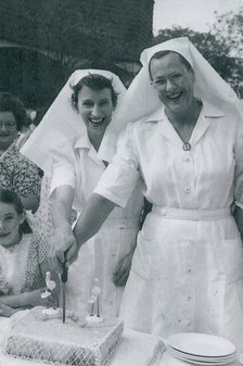 Matrons Joan Gardner and Hilda Vischer at St Monan's Hospital, 146 Holt Avenue, Cremorne, c1950. Creator: Unknown.
