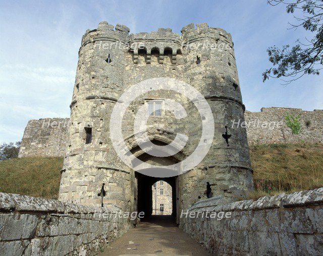 Gatehouse of Carisbrooke Castle, Isle of Wight, c1980-c2017. Artist: Historic England Staff Photographer.