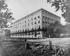 Old Winder Building, 17th St., N.W., below Pa. Ave., Washington, D.C., between 1860 and 1880. Creator: Unknown.