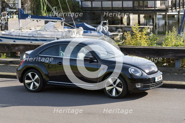 2012 Volkswagen Beetle Artist: Unknown.