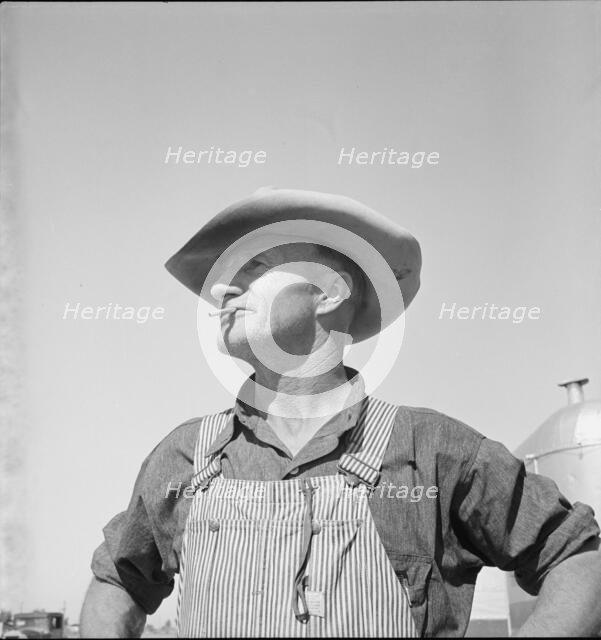 Nebraska farmer come to pick peas, Near Calipatria, California, 1939. Creator: Dorothea Lange.