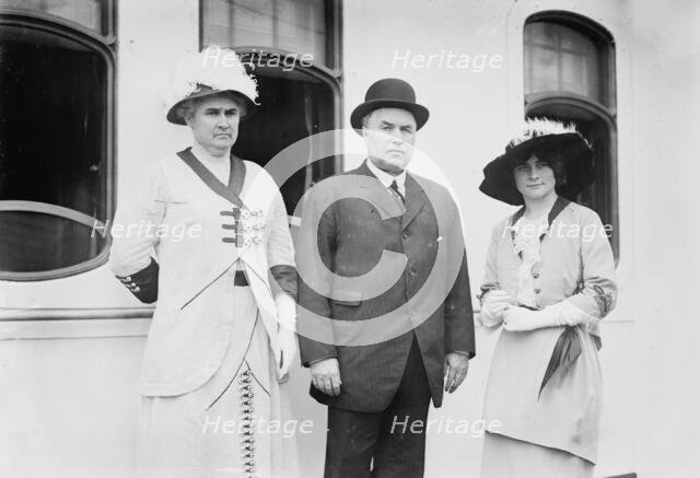 Roger Sullivan, wife and daughter, between c1910 and c1915. Creator: Bain News Service.