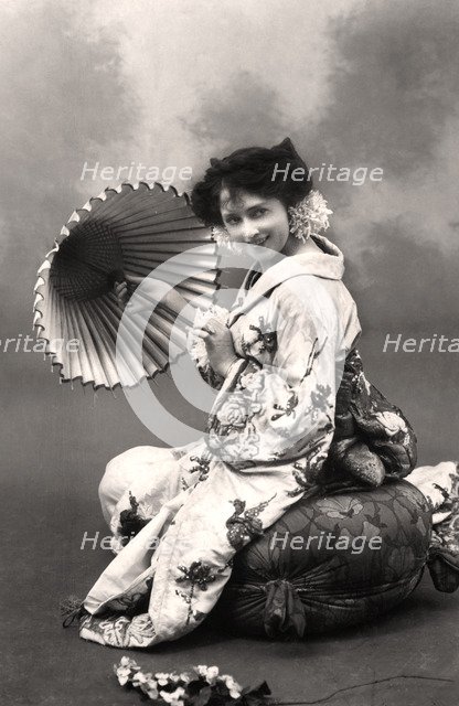 Isabel Jay (1879-1927), opera singer and actress, 1906.Artist: Foulsham and Banfield