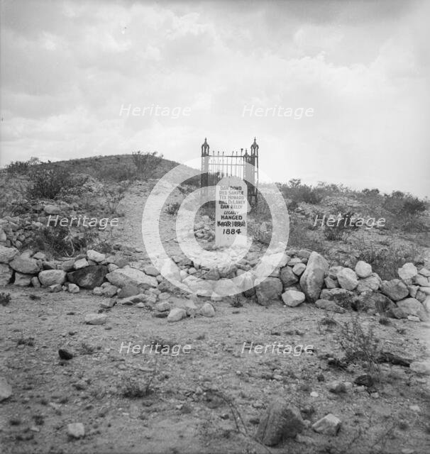 Sign near Tombstone, Boot Hill graveyard, Arizona, 1937. Creator: Dorothea Lange.