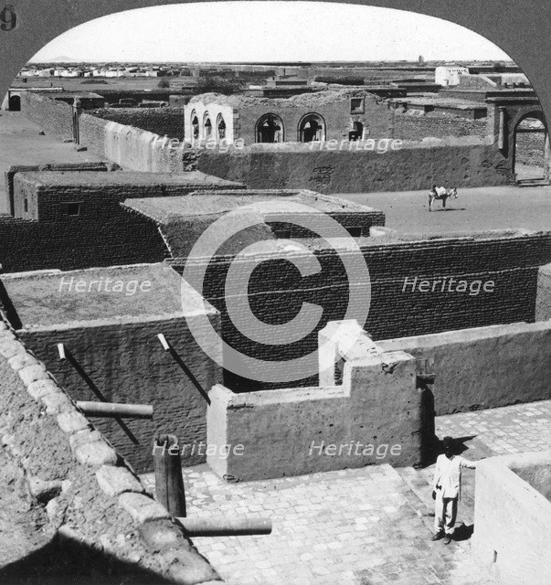 'The tomb of the Mahdi at Omdurman, Sudan', 1905.Artist: Underwood & Underwood