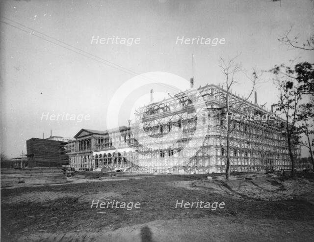 Exterior of Woman's Building, while under construction, at World's Fair, Chicago, Illinois, 1892. Creator: Frances Benjamin Johnston.