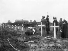 Funeral at the cemetery for disabled soldiers, Trelleborg, Sweden, 1918. Artist: Unknown
