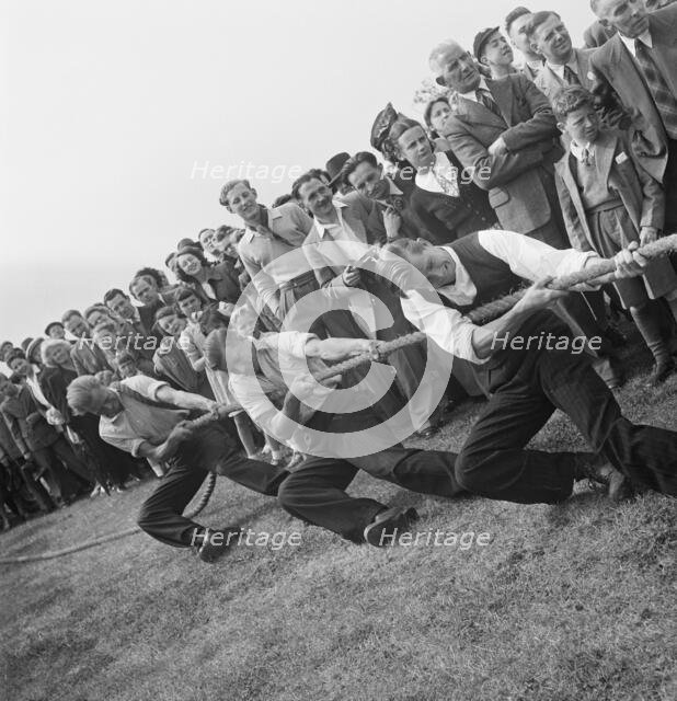 Sports Ground, Elstree, Elstree and Borehamwood, Hertsmere, Hertfordshire, 21/05/1949. Creator: John Laing plc.