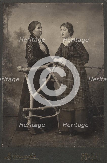 Paired photo portrait of an ordinary woman in the city of Kansk, 1913. Creator: K. A. Fomi.