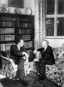 President Richard Nixon in discussions with Prime Minister Harold Wilson, Chequers, 1969. Artist: Unknown