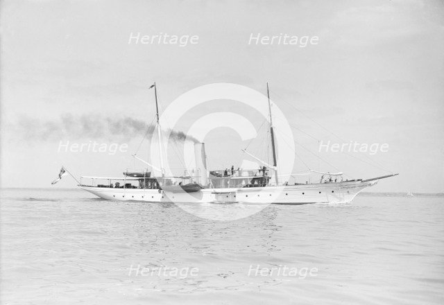 Steam yacht 'Minona' under way, 1913. Creator: Kirk & Sons of Cowes.