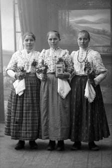 Young migrant workers from Galicia in traditional costume, Landskrona, Sweden, 1910. Artist: Unknown
