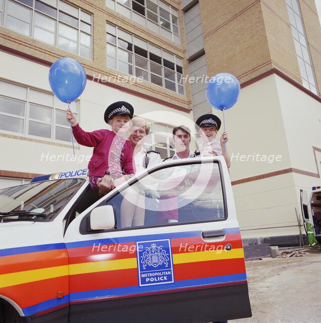 Chelsea and Westminster Hospital, Fulham Road, Kensington and Chelsea, London, 05/09/1992. Creator: John Laing plc.