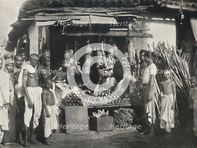 'Stand eines Obstverkaufers in Colombo', 1926. Artist: Unknown.