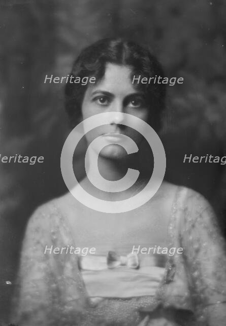 Christian, Miss, portrait photograph, 1915 May 7. Creator: Arnold Genthe.