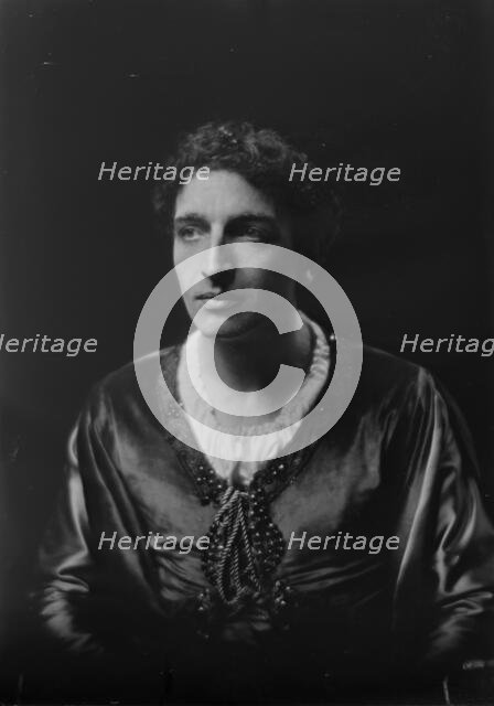 Mr. Fritz Leiber in costume, 1919 Oct. 11. Creator: Arnold Genthe.