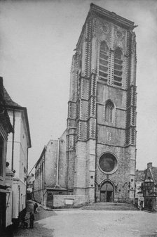 St. Waast [i.e. Vaast] Church, Bethune, between c1915 and 1918. Creator: Bain News Service.