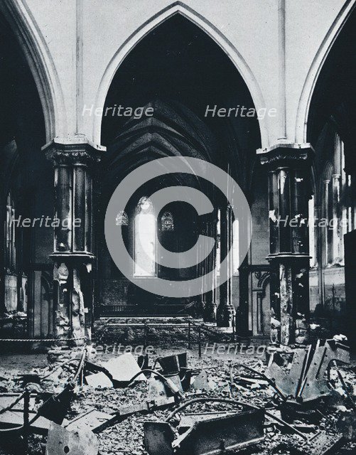 'Interior of the Temple Church after the fire', 1941. Artist: Unknown.