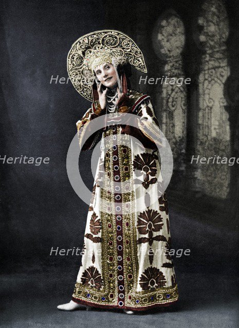 Anna Pavlova (1881-1912), Russian ballet dancer, 1911-1912. Artist: Alfred Ellis & Walery.