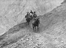 ''Apres Trebizonde; Une reconnaissance russe dans les montagnes du Kop-Dagh', 1916 (1924) Creator: Unknown.