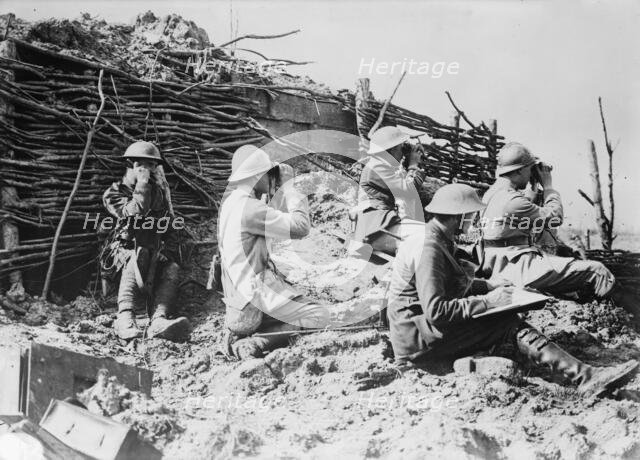 British & French artillery observers, between 1915 and 1918. Creator: Bain News Service.